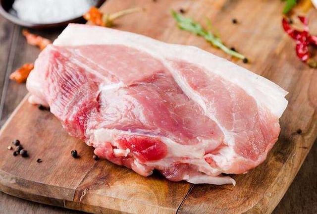 从牧场到餐桌 生鲜配送的双重保障——冷鲜肉与水果的协同经营之道